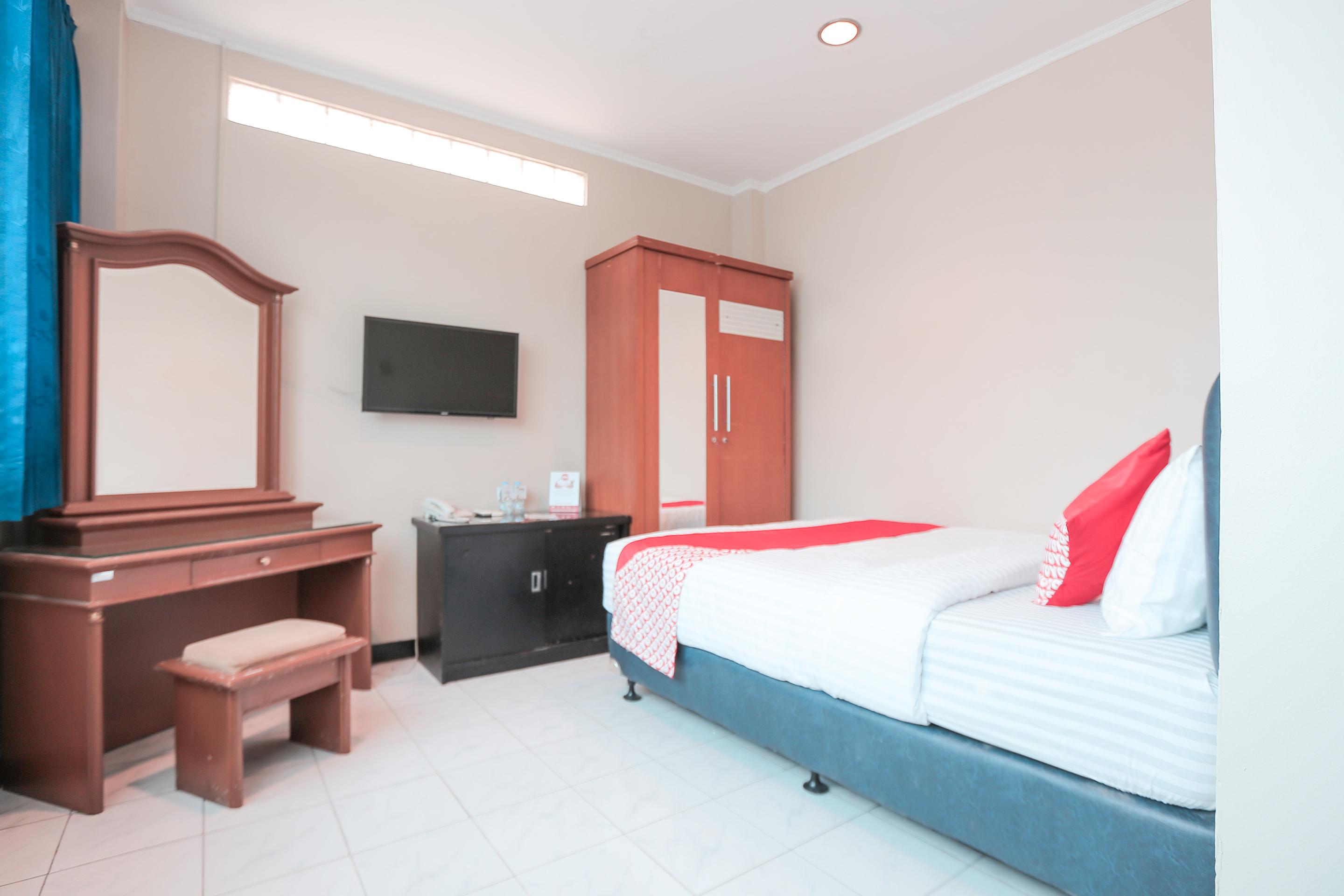 Oyo 117 Blueberry Homestay Jakarta Exteriör bild