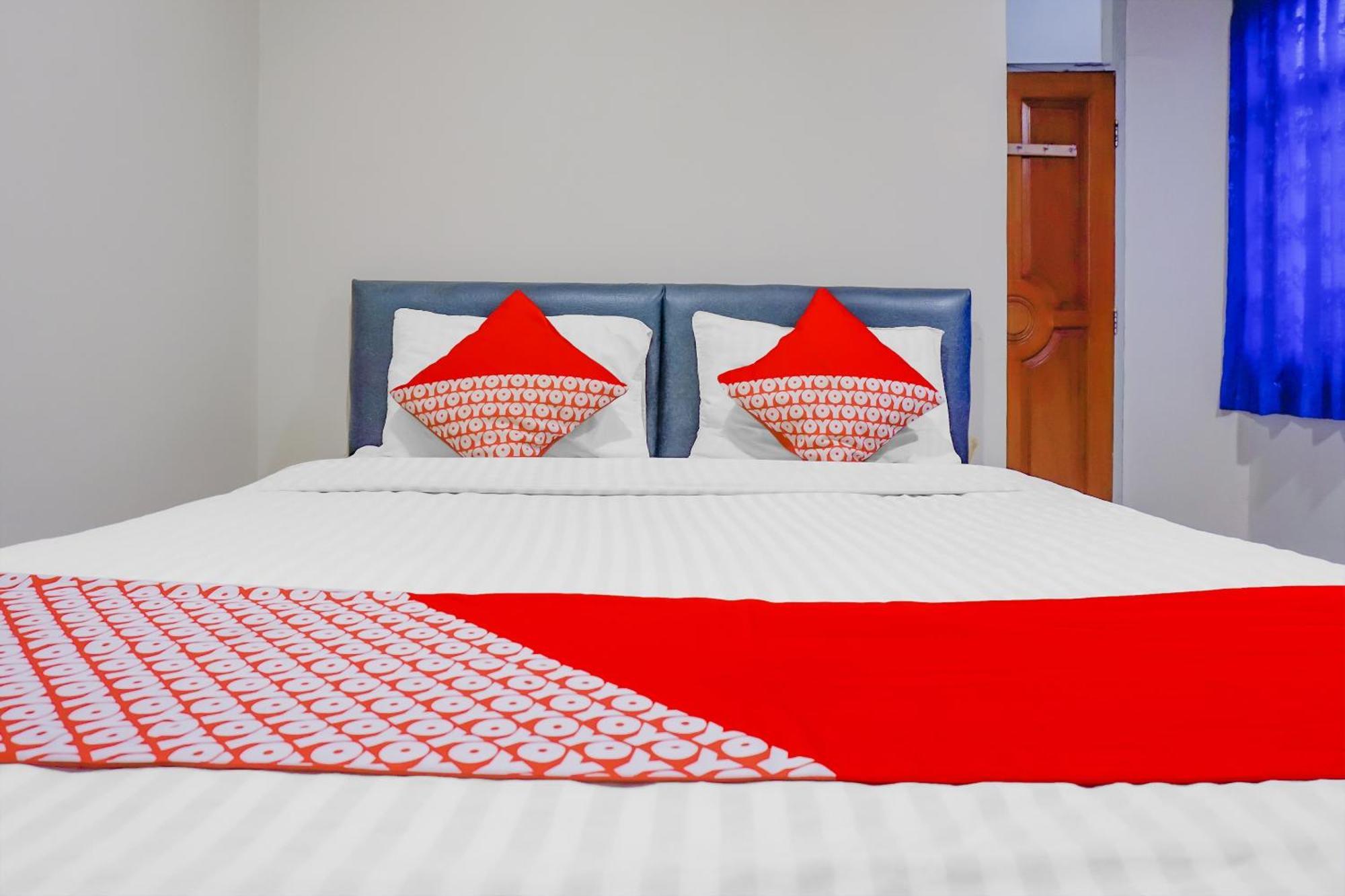 Oyo 117 Blueberry Homestay Jakarta Exteriör bild