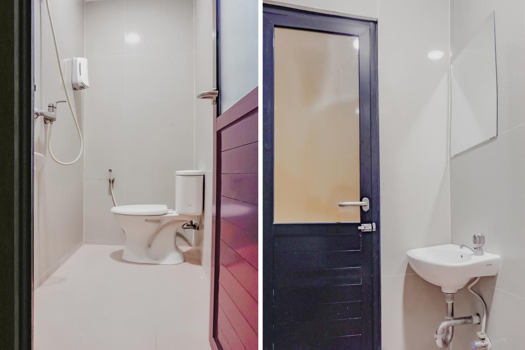 Oyo 117 Blueberry Homestay Jakarta Exteriör bild