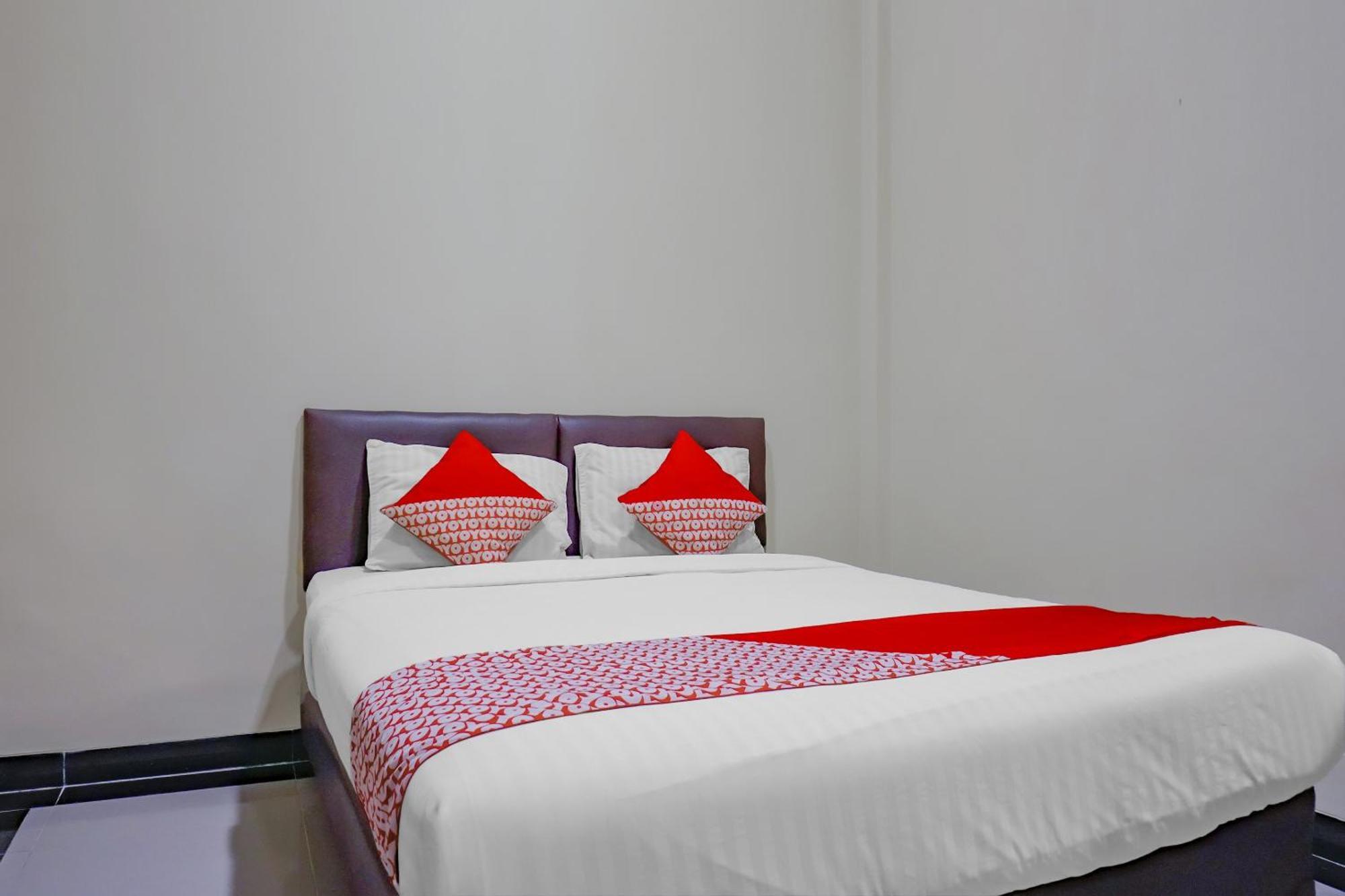 Oyo 117 Blueberry Homestay Jakarta Exteriör bild