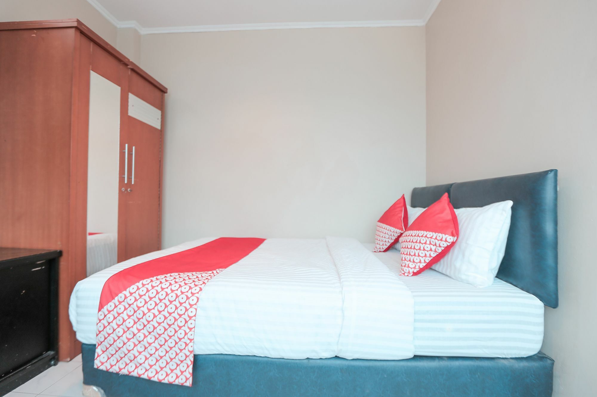 Oyo 117 Blueberry Homestay Jakarta Exteriör bild